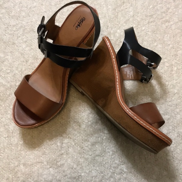 Mossimo Supply Co. Shoes - Mossimo Brown and Black Wedge Espadrilles